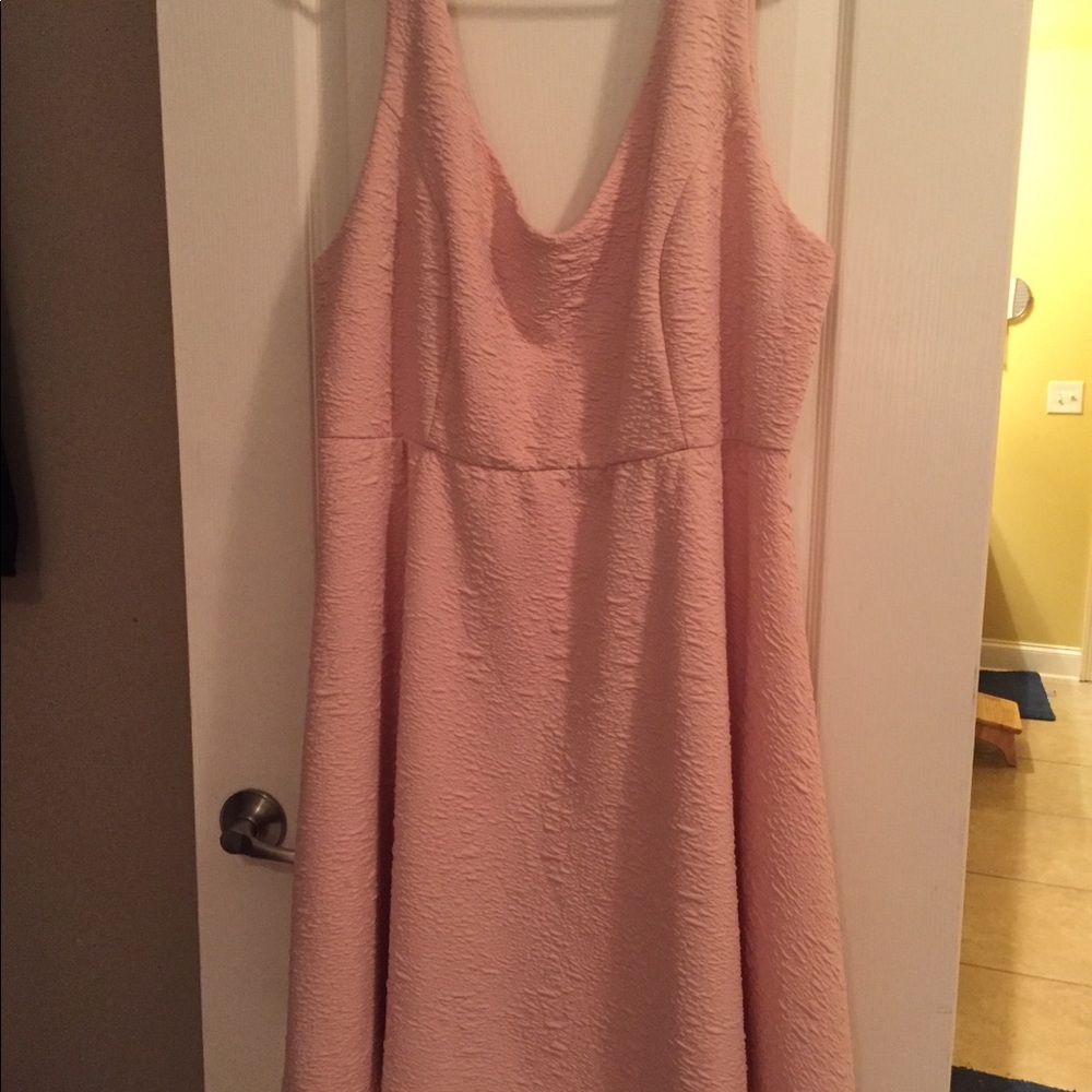 Torrid Peach Dress size 3